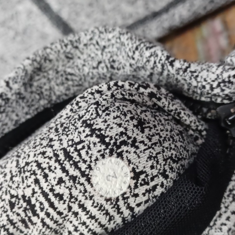 Lululemon Define Jacket - Picture 5 of 7
